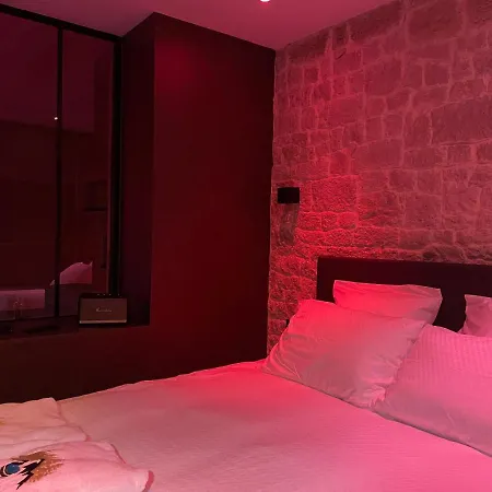 Au Plaisir Vosgien Love hotel Raon-lʼÉtape